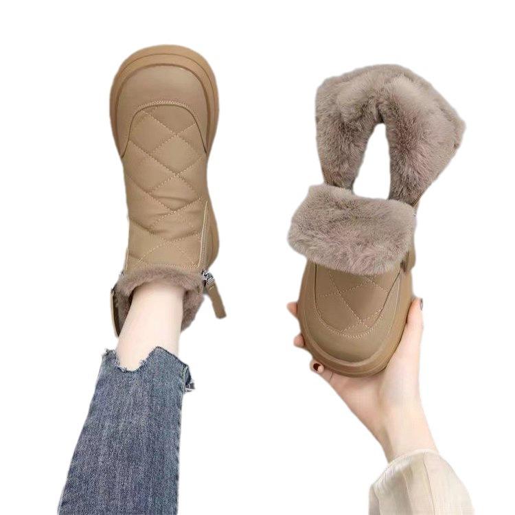 Snow boots women's new winter velvet thickened large cotton shoes waterproof, non-slip and warm women's short boots