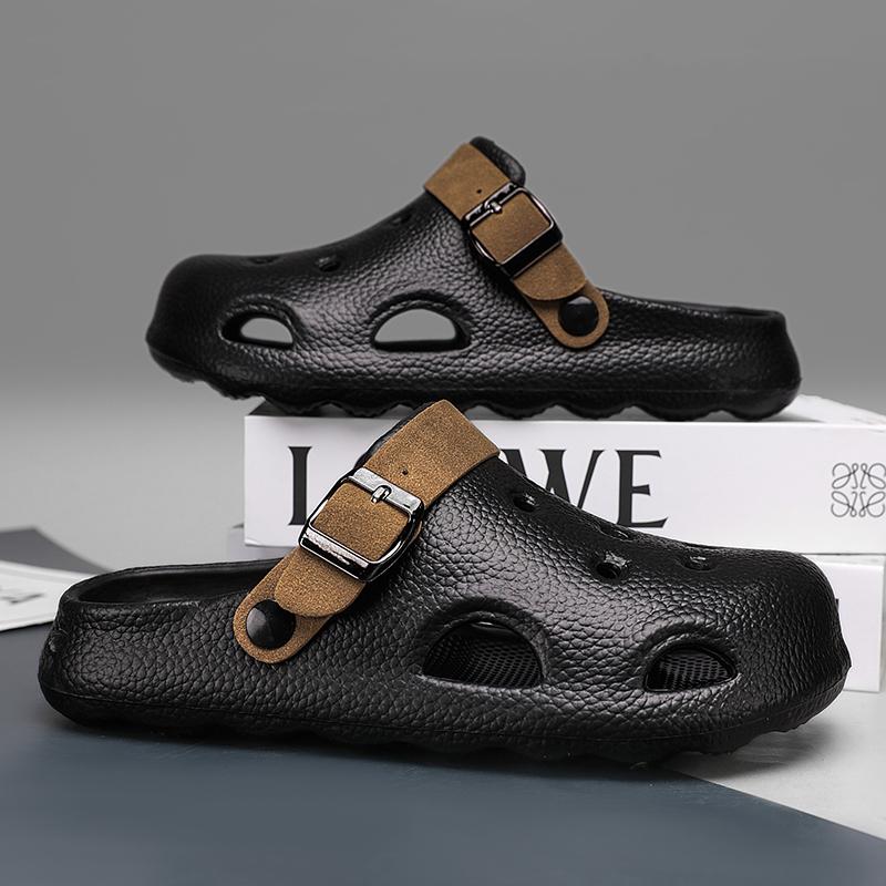 Fashion Men Clogs Summer Slippers Buckle Design Beach Sandals Soft Garden Shoes Casual Outdoor Slides Breathable Slippers Home Shoes
