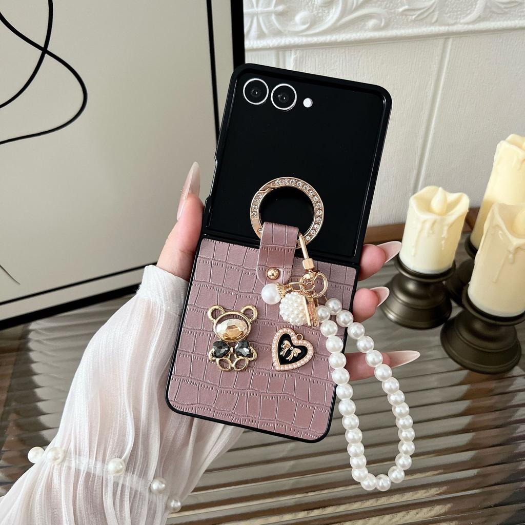 Crocodile Pattern PU Leather Phone Case for Samsung Z Flip7/6 3/4/5 Bear Bracelet Hand Carry Ring All-Inclusive Protective Cover