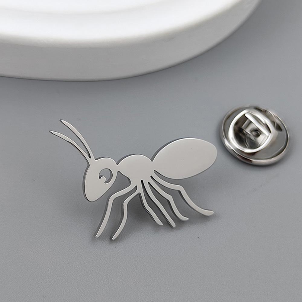 

Fun gold-plated ant badge, ladies’ anti-exposure buttons, suit lapel pin, collar brooch, formal accessories серебряный