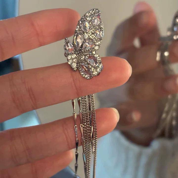Zircon Butterfly Chain Tassel No-Piercing Ear Clip - Versatile, Light, and Luxurious Earrings