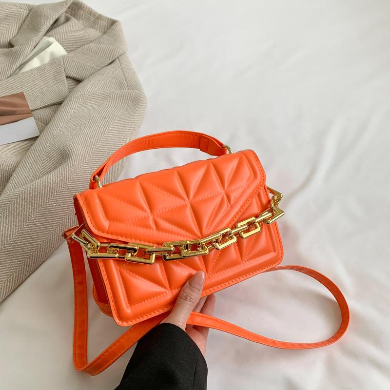

Женская сумка 2024 года корейская версия новой высококачественной квадратной сумки с тиснением в виде ромба, акриловая цепочка оранжевый