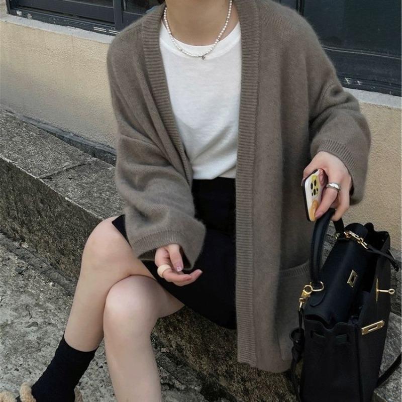 Autumn and Winter New Fat and Enlarged Top Lazy Wind Medium and Long Design Sense Knitted Cardigan Sweater Women