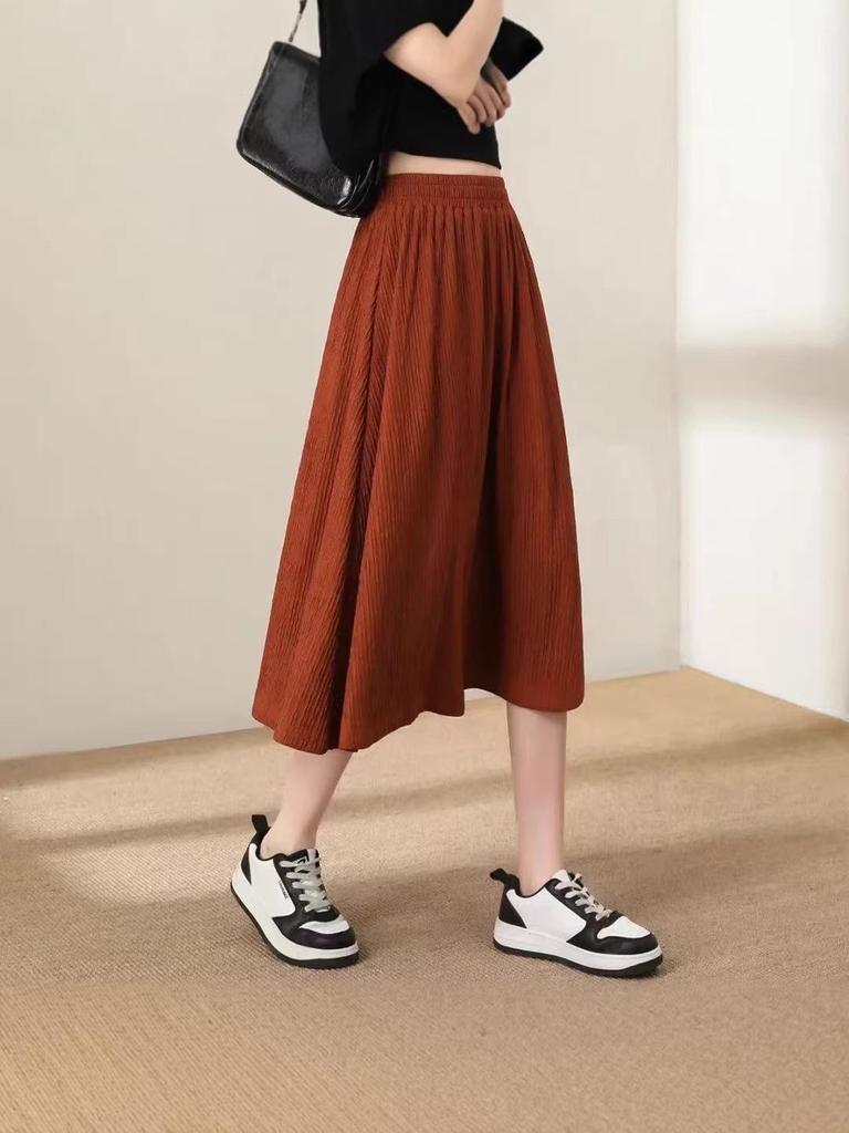 Elegante gonna midi estiva a vita alta e vestibilità aderente - tinta unita, modello che copre i fianchi