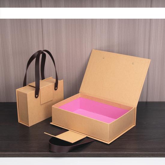 Creative Souvenir Gift Box with Handbag Packaging