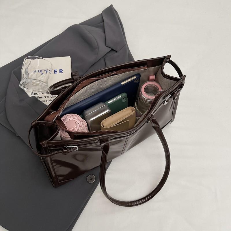 Retro leather shoulder bag for women new fashion winter large capacity armpit bag high-quality trend bags