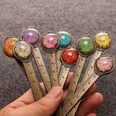 Klassische handgefertigte Retro-Lesezeichen aus Metall mit getrockneten unsterblichen Blumen, Multifunktionslineal-Lesezeichen, Bürobedarf, Schreibtischzubehör