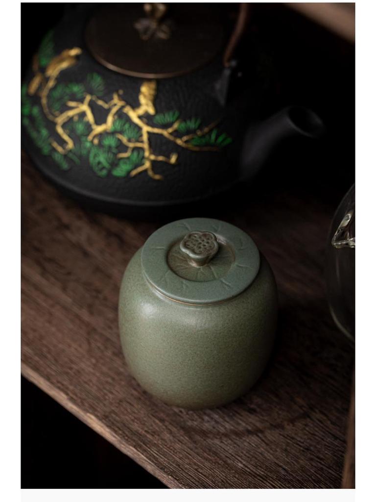 Unsealed Gilded Iron Glaze Ceramic Tea Can - Small Storage for Pu'er & White Tea