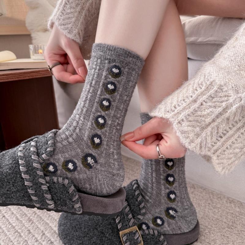 

Cool Gray High-End Color Sheep Wool Combination High Socks Korean Retro British Style Twist Pattern Stacked Socks One size fits all