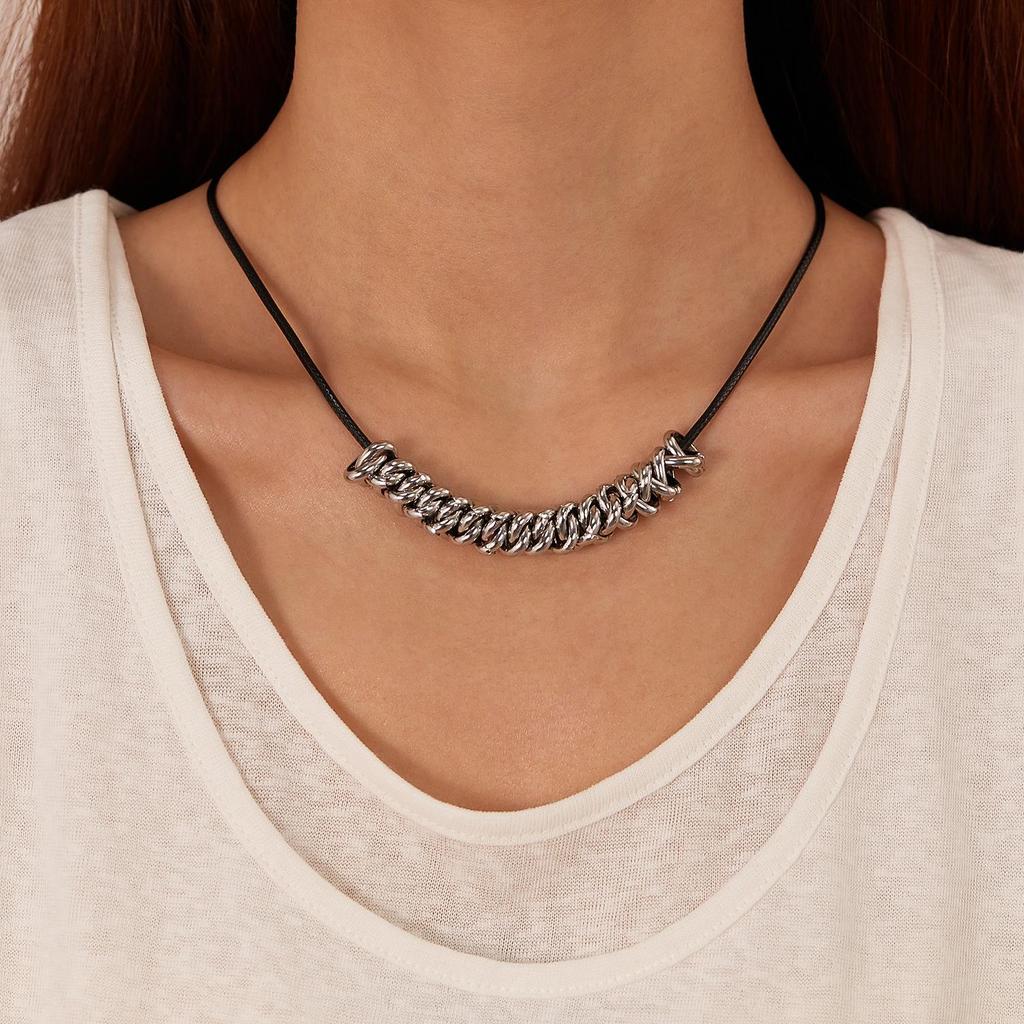 Titanium Steel Necklace for Men and Women - Fashionable, Trendy, and Versatile Design