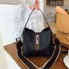 Single Shoulder Bag, Trendy and Fashionable, Small and Exclusive Handbag, Crossbody Bag, Women's Bag