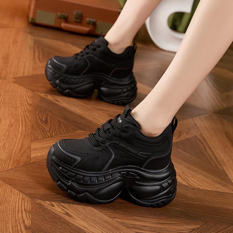 Platform dad shoes women's 2025 autumn and winter new small inner height increase women's shoes muffin bottom versatile casual sports shoes