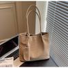 Retro Bag Women's Large-capacity New Autumn and Winter Versatile Shoulder Bag Popular Commuter Tote Bag
