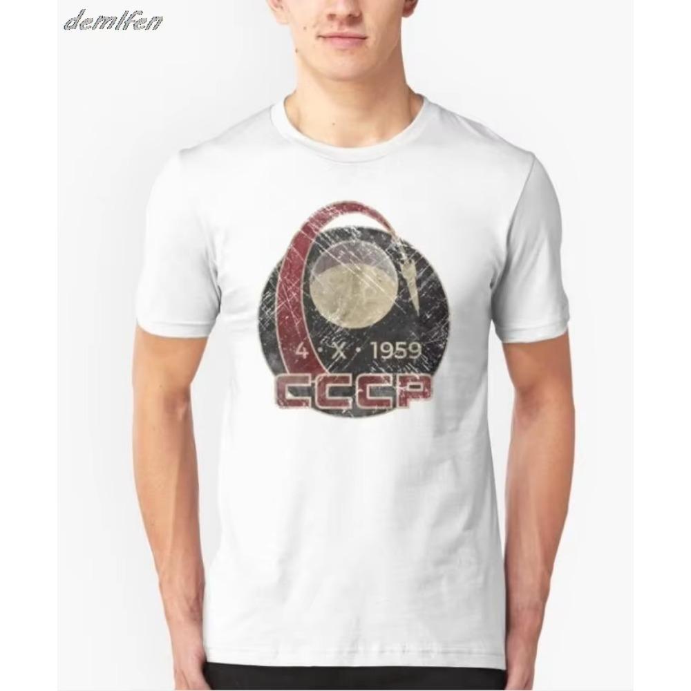 Russia CCCP Yuri Gagarin T-Shirt USSR Summer Cotton Short Sleeve O-Neck Men's T Shirt Family Soviet Cosmonaut 1961 T-shirt S-3XL
