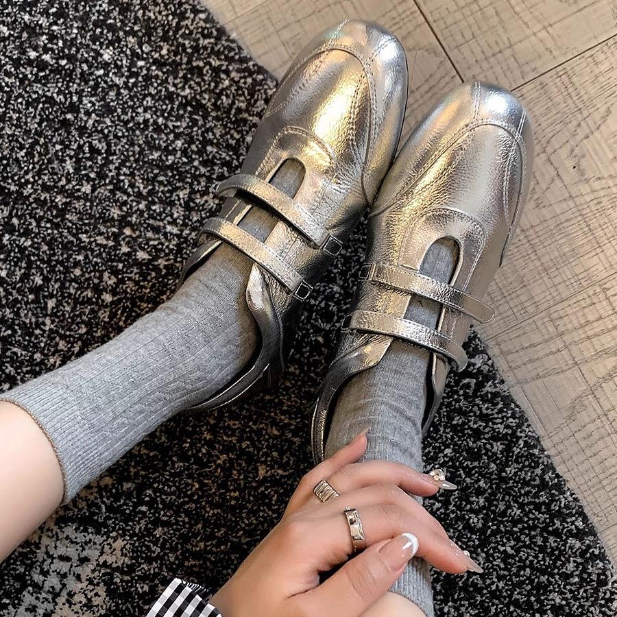 Ballet style retro double Velcro round head lazy casual women's shoes 2025 spring and summer height increase shallow mouth flat-soled single shoes