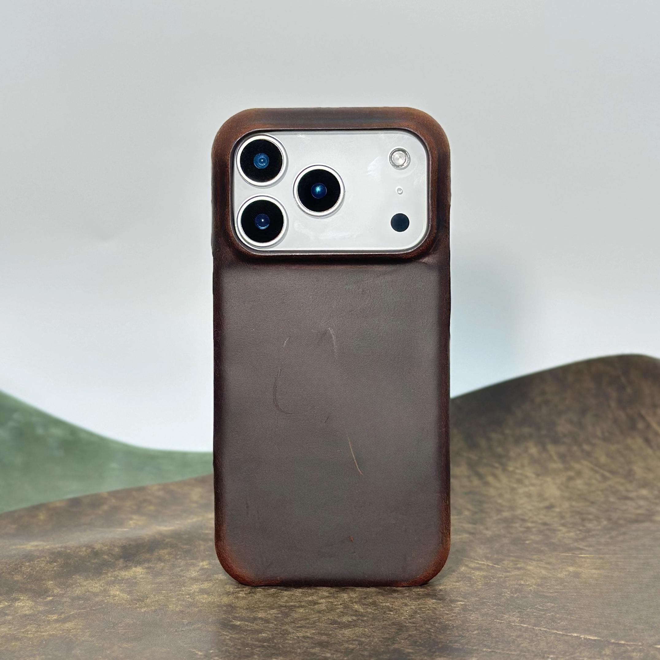 

Retro Crazy Horse Pattern Cowhide Matte Leather Case for iPhone 17 Pro Max Air 17 16 Pro 15/14 Plus 13 12 11 Handmade Hard Cover iPhone 14 темный кофе
