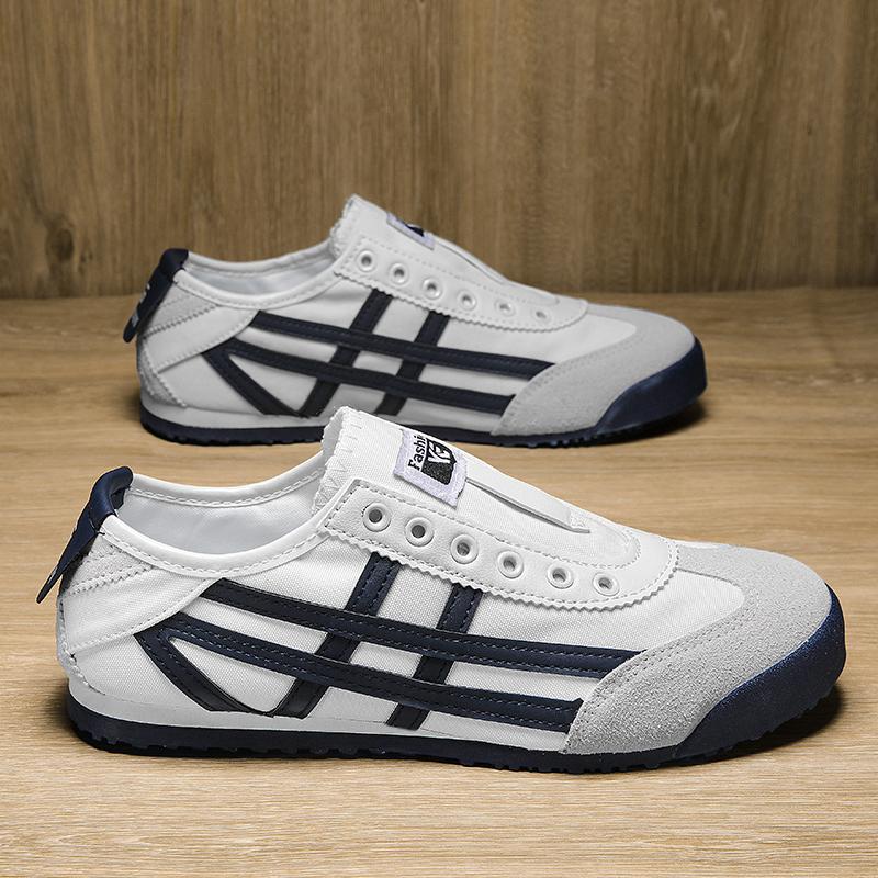 Classic Canvas Men Casual Sport Shoes Fashion Male Breathable Walking Sneakers Lightweight Slip on Men Tennis Shoes Couple Flats