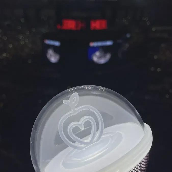 

Ike & Her Con Apple Parts Sell (single Use) Iu Lightstick