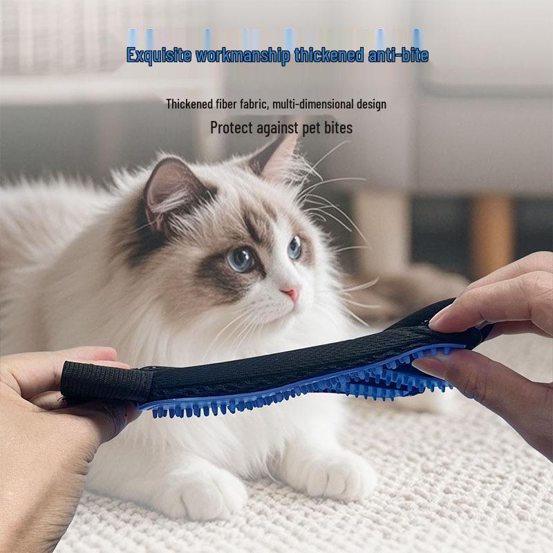 Rukavice pro péči o kočku: Odstraňování chloupků, čisticí a koupací kartáč