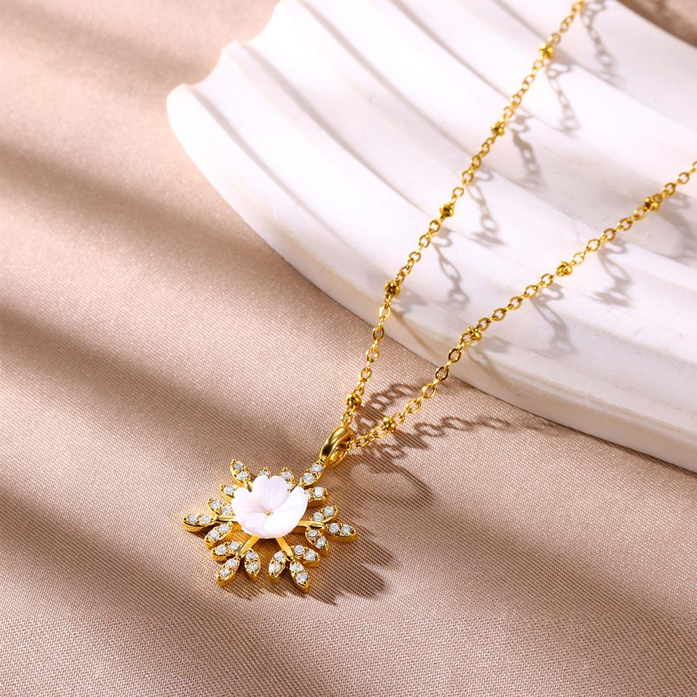Imitation Pearl Pendant Necklaces For Women Stainless Steel Zircon Heart Charm Clavicle Chain Necklace Aesthetic Jewelry Gift