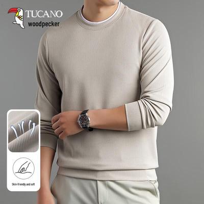 Men's Comfort Fit Long-Sleeve Crew Neck T-Shirt