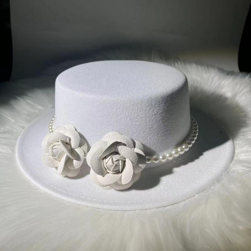 French Retro Pearl Flower Wool Flat Top Top Top Hat Autumn and Winter Small Fragrant Wind Big Brim Street Shot British Woolen Hat