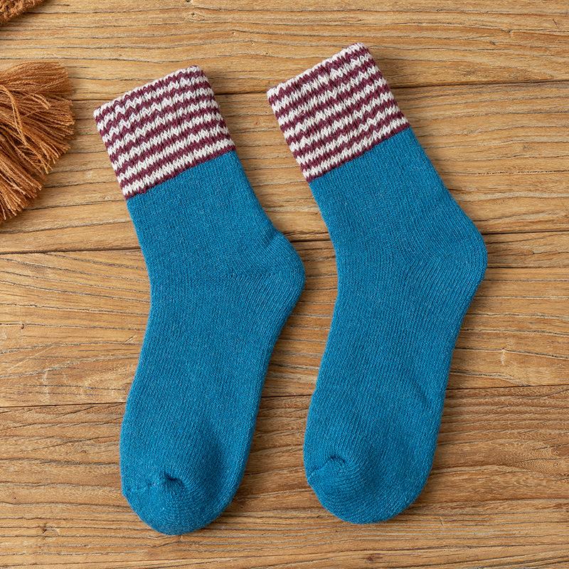 Chaussettes Super Épaisses pour Femme Hiver Mi-mollet Chaussettes en Laine, Épaissies et Molletonnées Chaudes Chaussettes Longues pour Femme, Chaussettes Noires Amples en Coton Cachemire