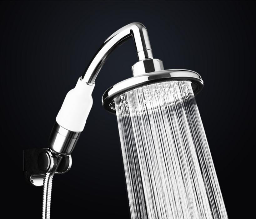High Pressure Water Saving Ionic Filtration Chrome Rainfall Handheld Shower Head with 3-Year Warranty and Easy Installation