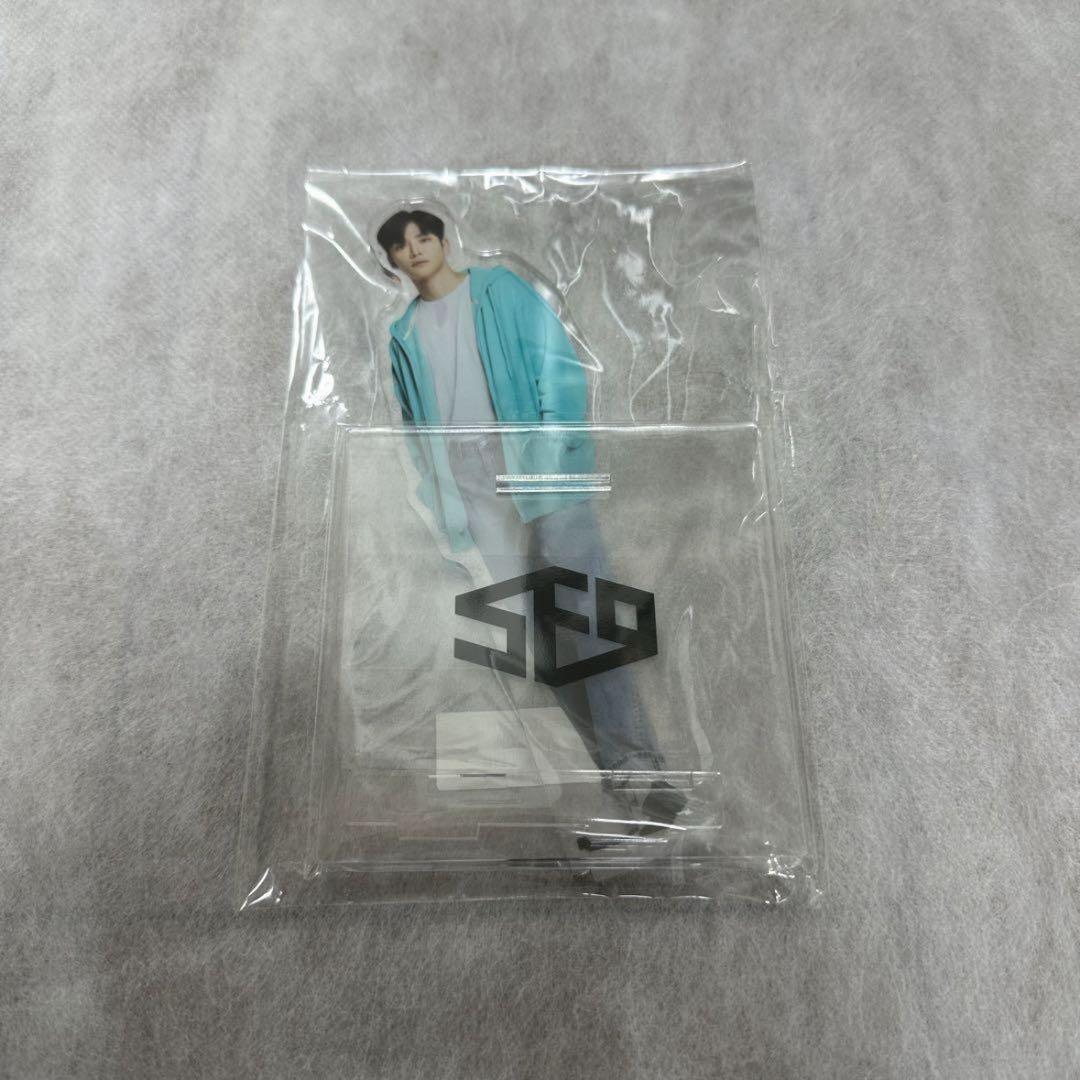 

[Б/У] Последнее снижение цены акриловый стенд SF9 Роун