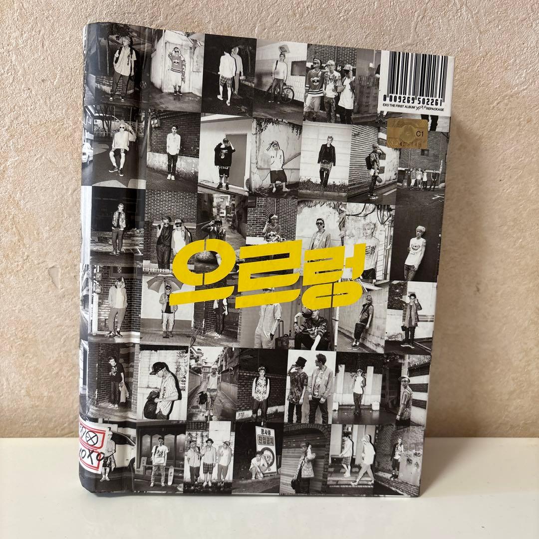 

[ВЖИВАНИЙ] K-pop EXO XOXO Перепакований CD та журнал KSTAR