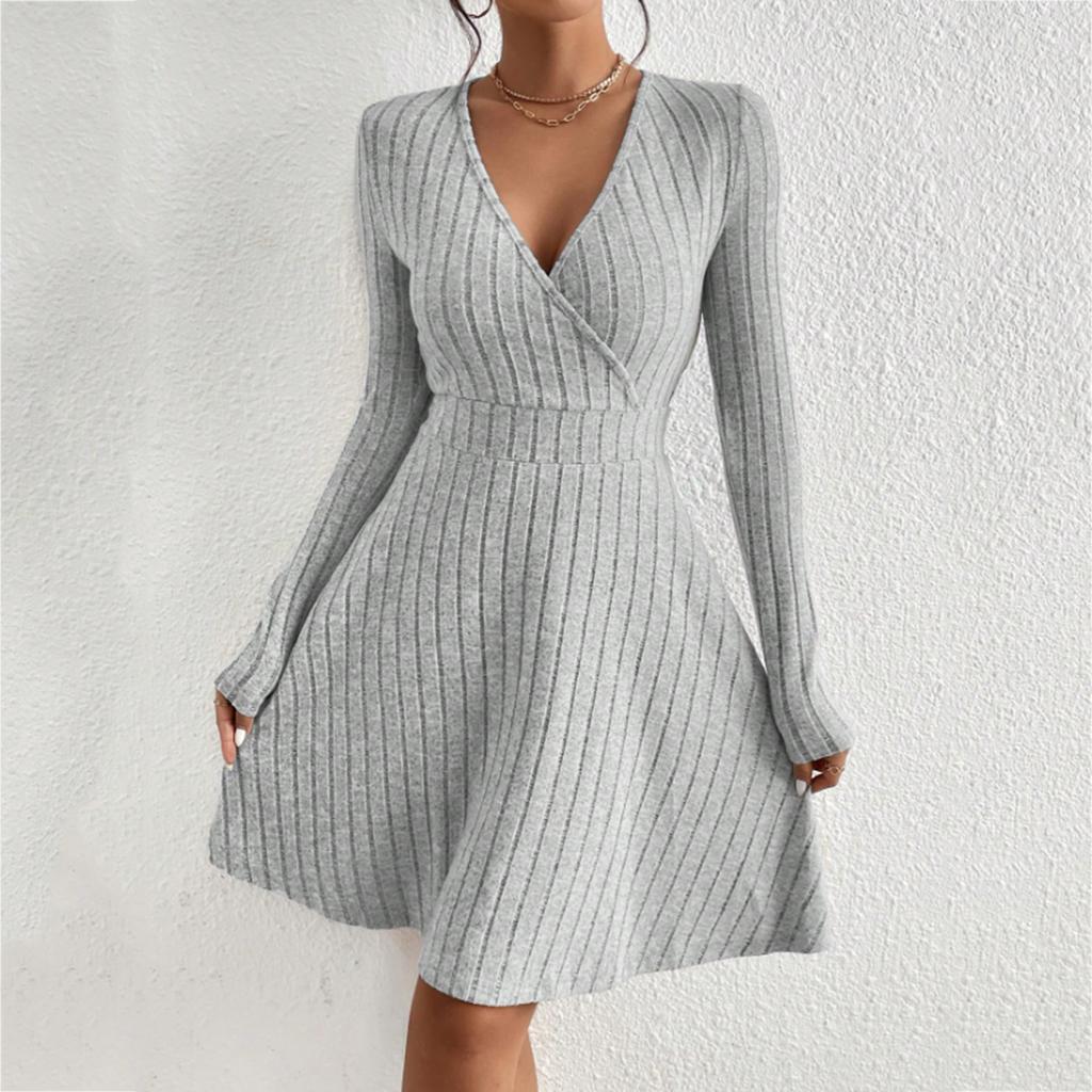 Men's Fashionable Casual Long-sleeved V-neck Waist Dress