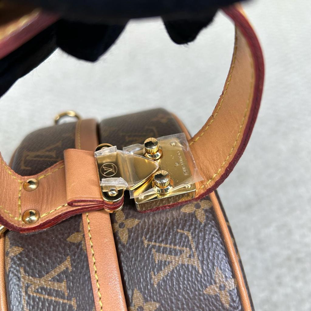 [Pre-Owned] Petite Boite Chapeau Monogram Canvas Leather Shoulder Bag Medium - Very Good #1PWMWUP