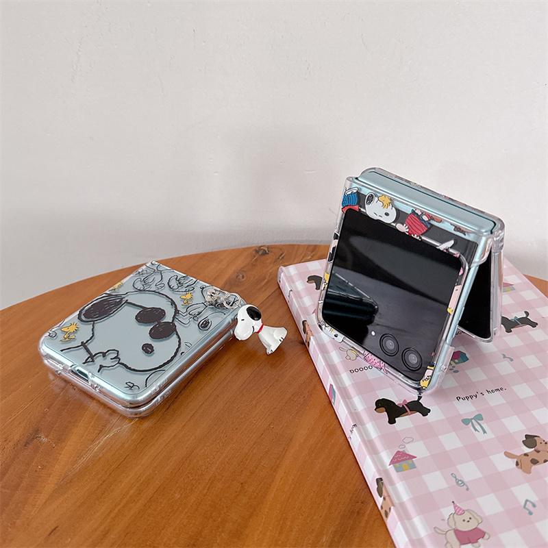 Cute Snoopy Charlie Phone Case For Motorola Moto Razr 40 50 Ultra 50ultra Folding Flip Fold Funny Snoopy Pendant Protect Cover