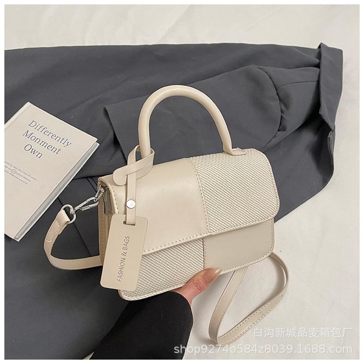 

Fashion contrasting color portable small square bag women s bag 2025 new high-end niche commuter shoulder bag versatile messenger bag білий