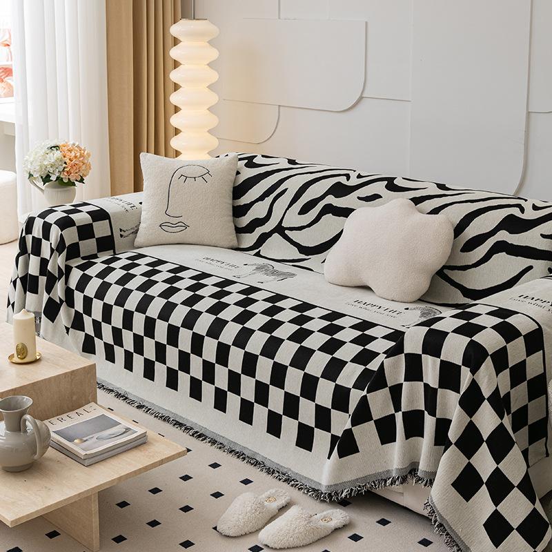 

Чехол для дивана из шенилла в черно-белую клетку, цельный, все включено, полный комплект, подушка для дивана, универсальное полотенце для дивана Four Seasons 180*130cm