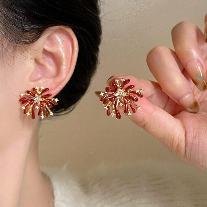 Red Wine Color Glazed Ceramic Flower-shaped Earrings - Elegant and Beautiful, Perfect for Various Outfits. Ear Ornaments.