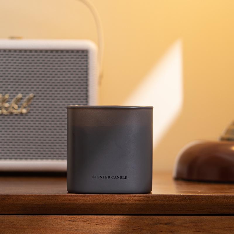 Scented Soy Wax Aroma Candle in Minimalist Gift Box – Perfect for Hotel, Bedroom, or Home Decor