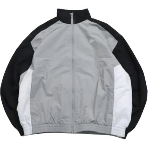 

Nike Club Men s Oversized Woven Track Jacket HQ6110-077 EU XL