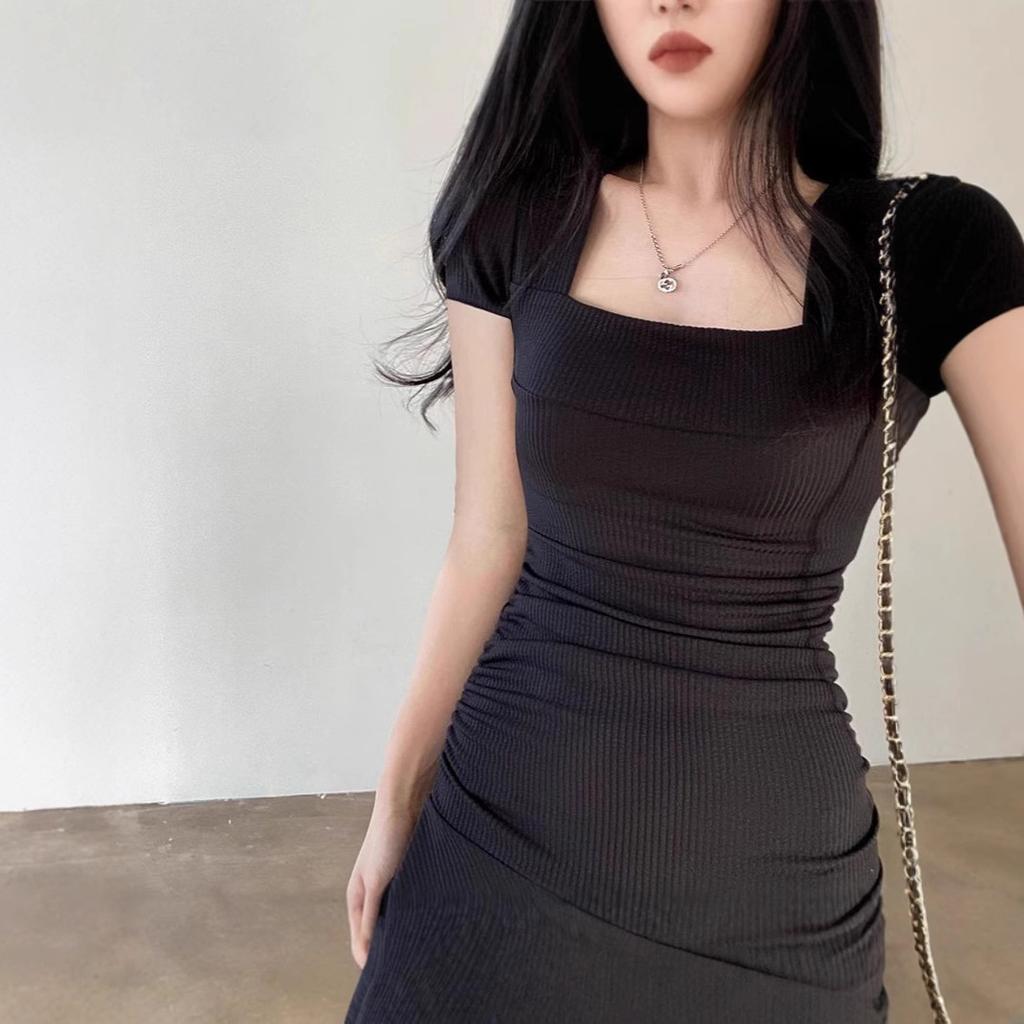 Black French square neck hip-wrapped knitted skirt women's summer new Spice Girl temperament ruffle leaf dress