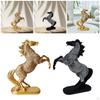 Umělecká pryskyřičná figurka koně pro vystavení u vchodu do domu