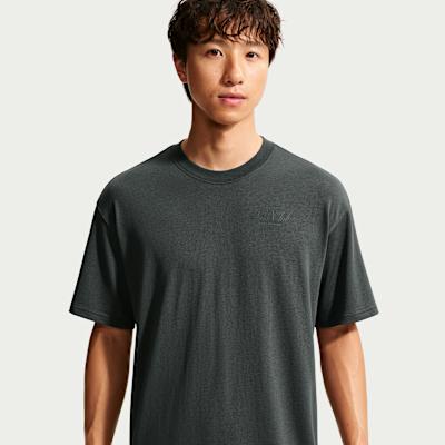 Nike Sportswear T Shirts Men s Coal Black Crew Neck Moderate S