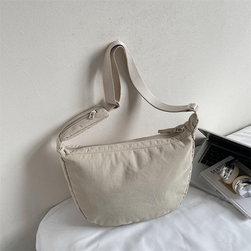 Large Capacity Solid Color Commuter Shoulder Bag Women's Crossbody Bag
