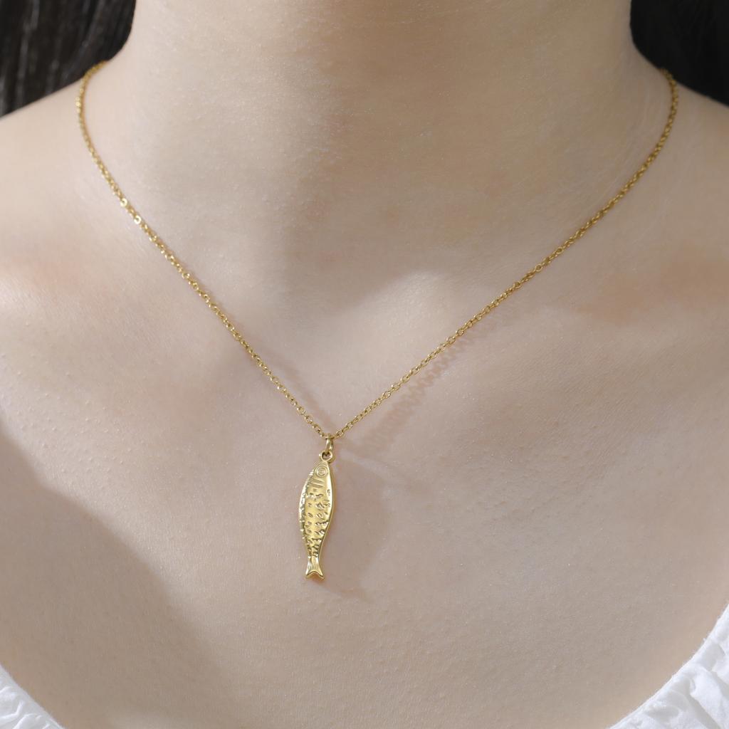 COOLTIME Fisch Anhänger Halskette Damen Edelstahl Verstellbarer Schmuck Perfekt für den Alltag, Geschenke und Verabredungen