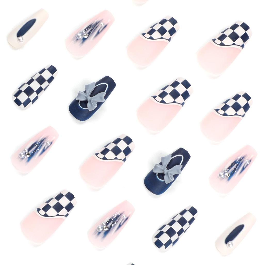 Checkerboard Patchwork Bow Pearl Blue Press-On Nails for Autumn/Winter