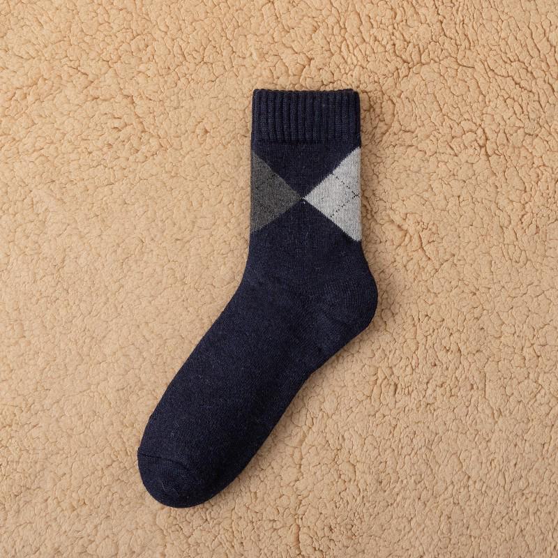 Winter Velvet Thickened Terry Socks: Warm, Breathable, Colorful Mid-Tube for Men and Women