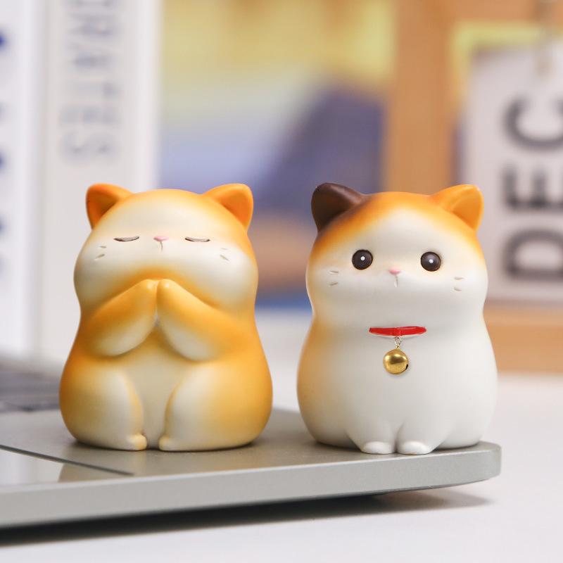 Cartoon Furui Cat FigurinesCute and Adorable Resin FigurinesOffice Desktop Resin Handicrafts