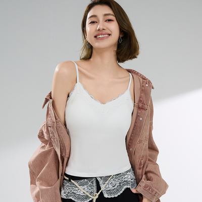 A Seamless and Beautiful Back with A Vest and Chest Cushion Paired with A Large-sized Fashionable and Versatile Base Layer Inside