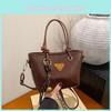 Style Street Retro Golden Label Decoration Women Single Shoulder Bag Bucket