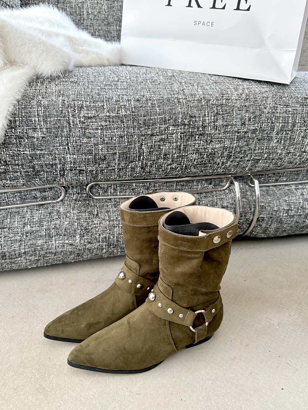 

fashion Pointed Toe Women Ankle Boots Black Beige Yellow Green Rivet Design Flock Suede Shallow Slip On Mules Winter Chelsea Botas 35-39 245 зелений