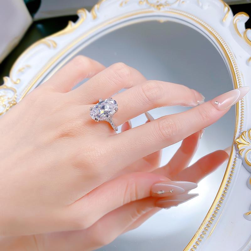 Zhuo Zhi Fan Women's S925 Sterling Silver Oval Zircon Ring 